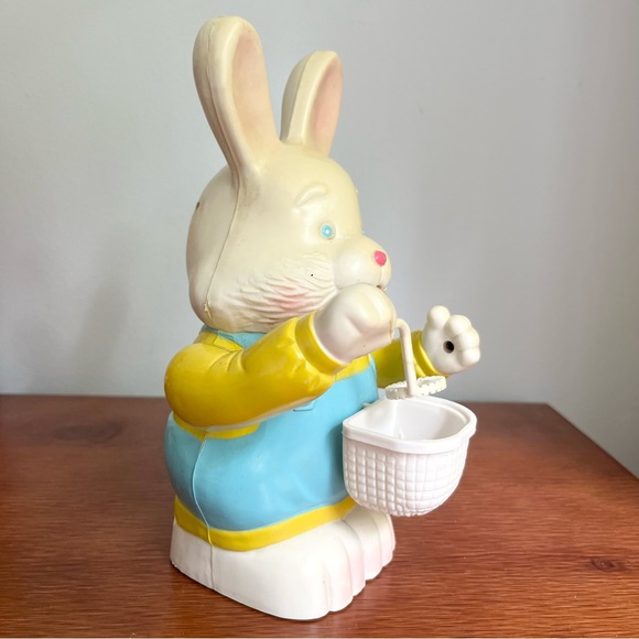 Vintage 1995 Gemmy Bubble Blowing Rabbit Animated Easter Decoration Kid’s Toy - Picture 3 of 8